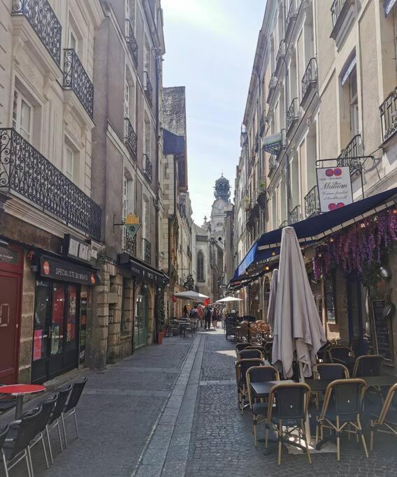 Gustave - Quartier Historique Nantes Exterior foto